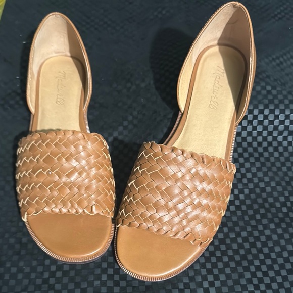 Madewell Shoes - Madewell Women's Brown Woven Leather Flats
